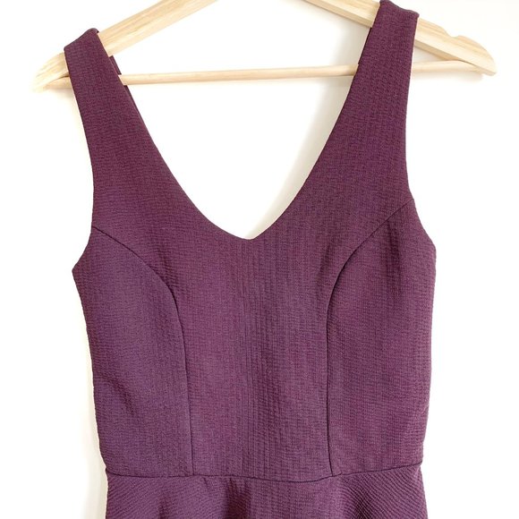 TOPSHOP | DARK BURGUNDY LOW CUT  DRESS - Picture 2 of 6